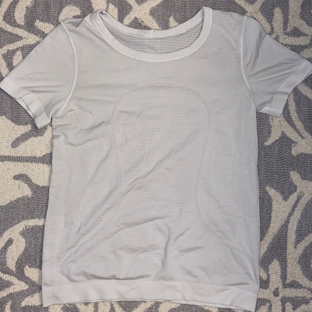 Lululemon top